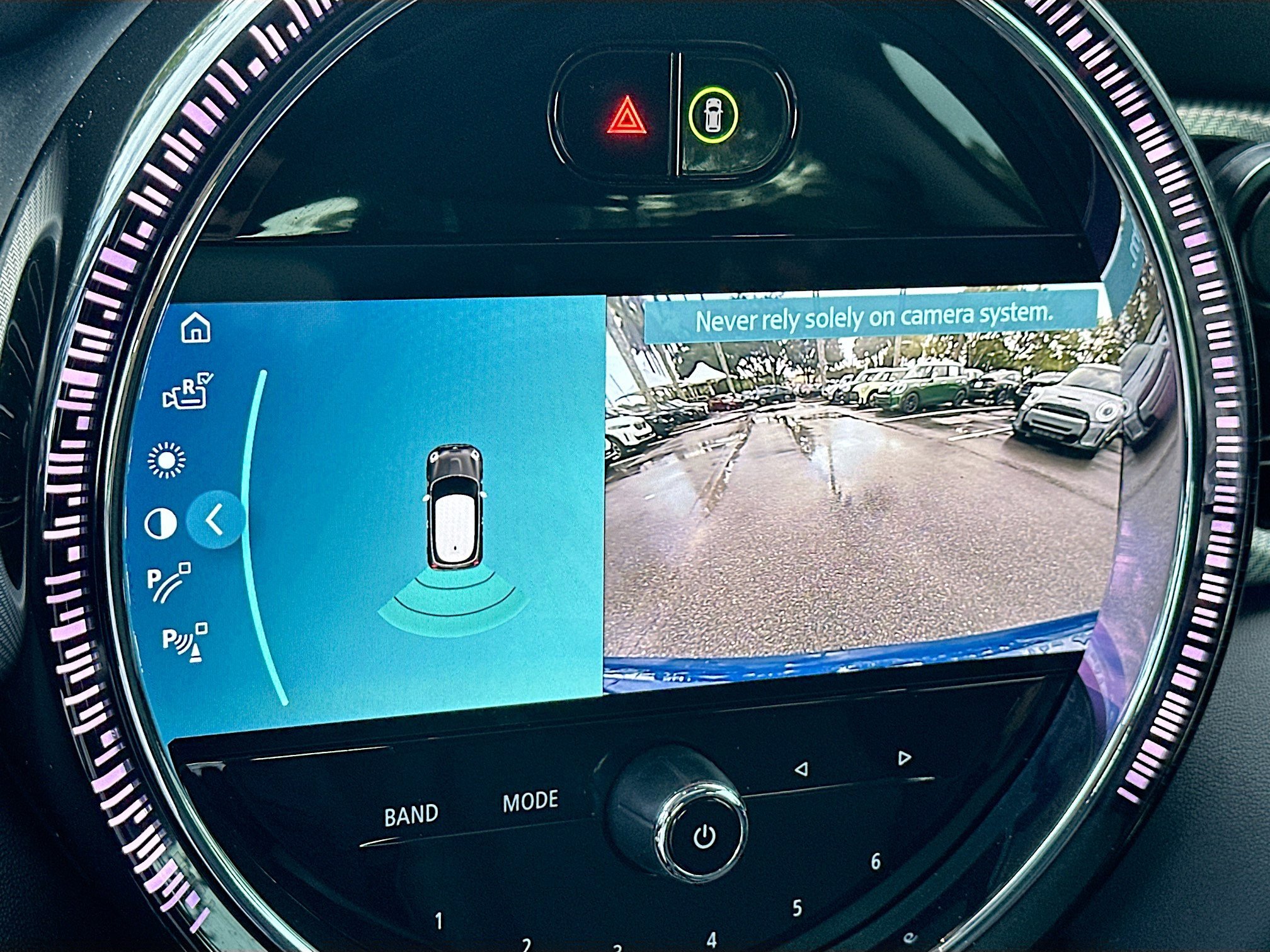 Used 2024 MINI Cooper SE image 15