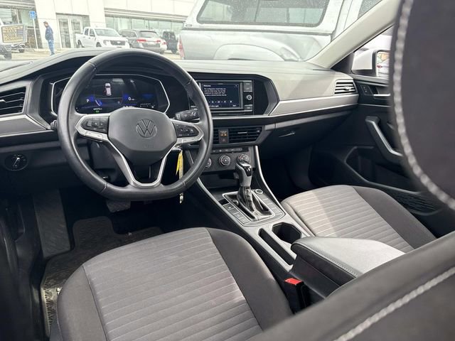Used 2023 Volkswagen Jetta S image 16