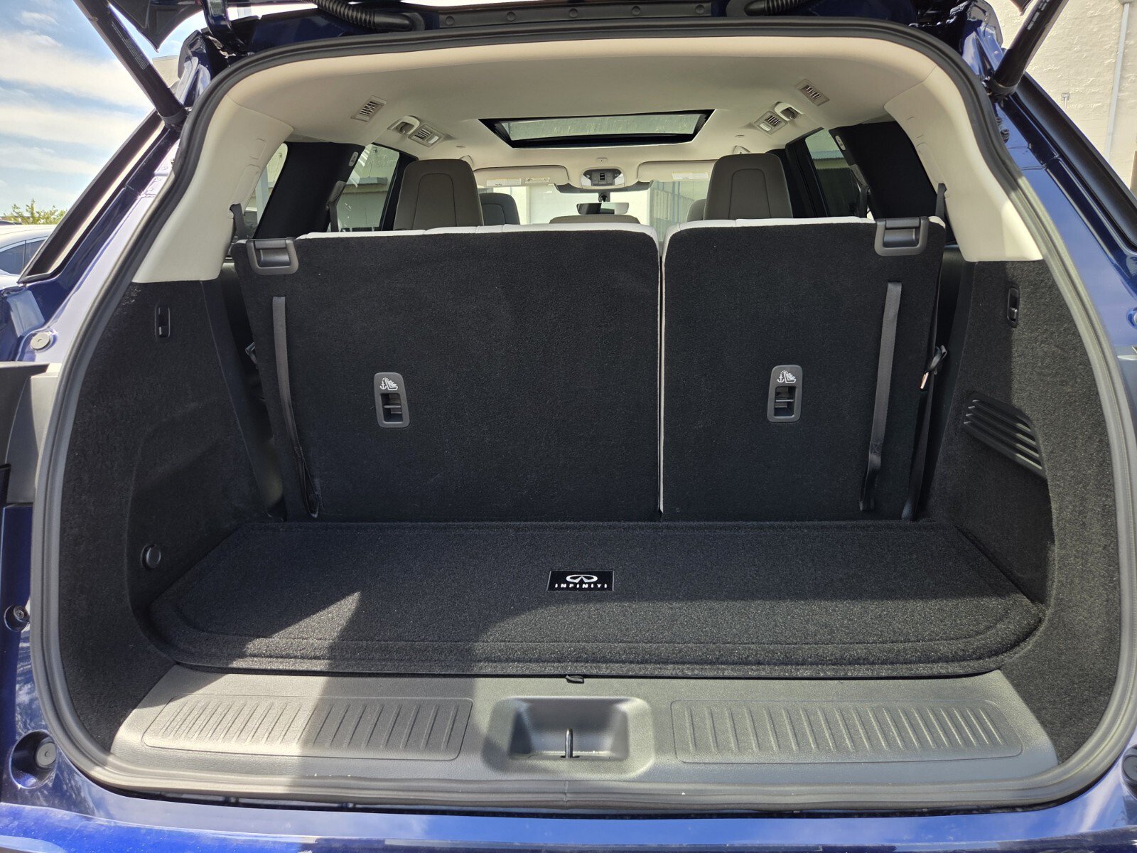 New 2026 INFINITI QX60 Pure w/ Cargo Package AWD/4WD image 34