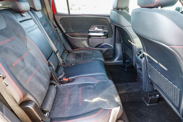 Used 2023 Mercedes-Benz GLB 250 4MATIC image 18