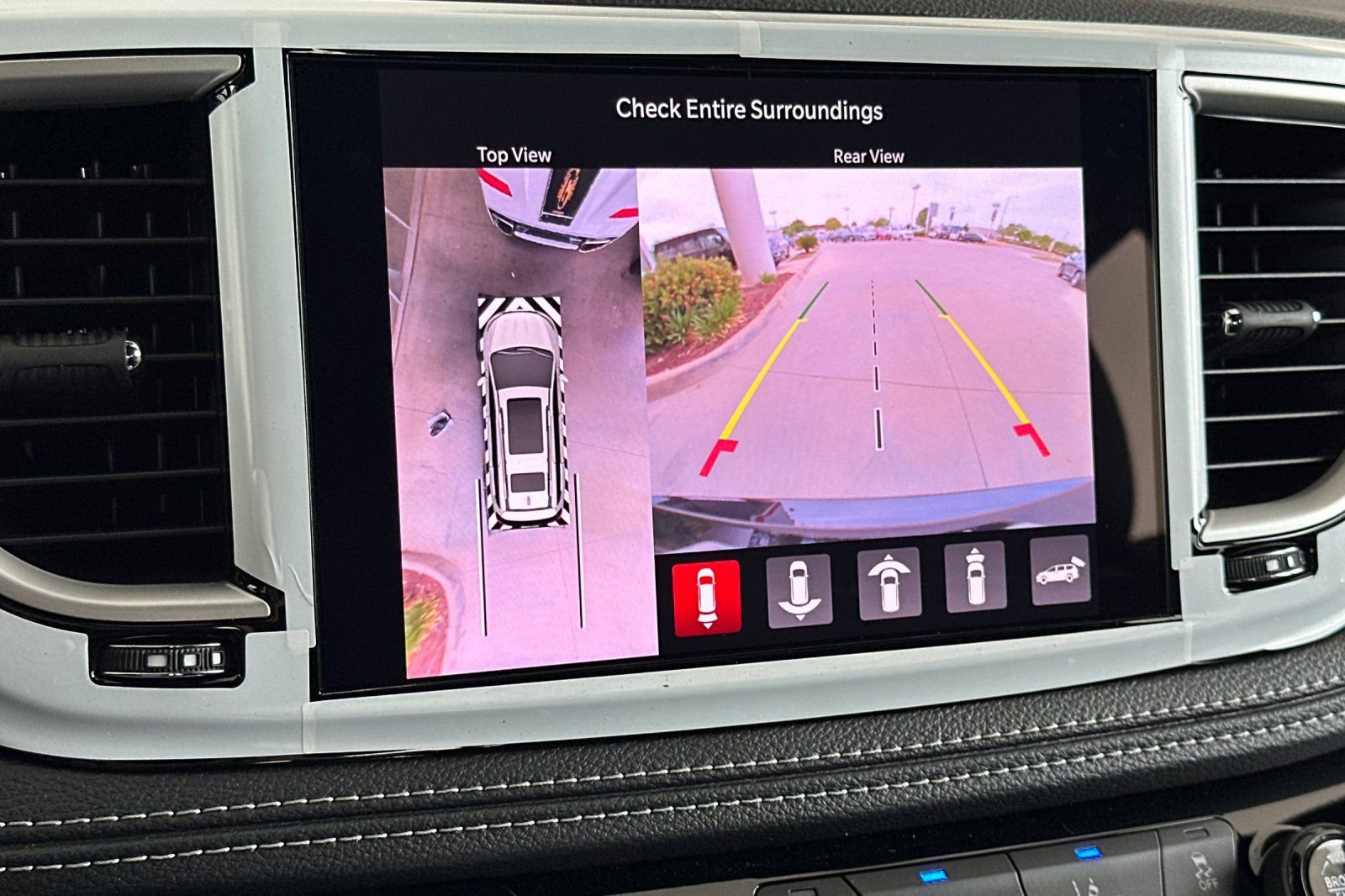 New 2026 Chrysler Pacifica Select image 21