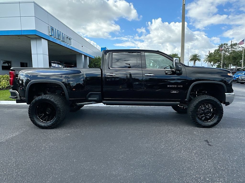 New 2026 Chevrolet Silverado 3500 LTZ w/ LTZ Convenience Package AWD/4WD image 8