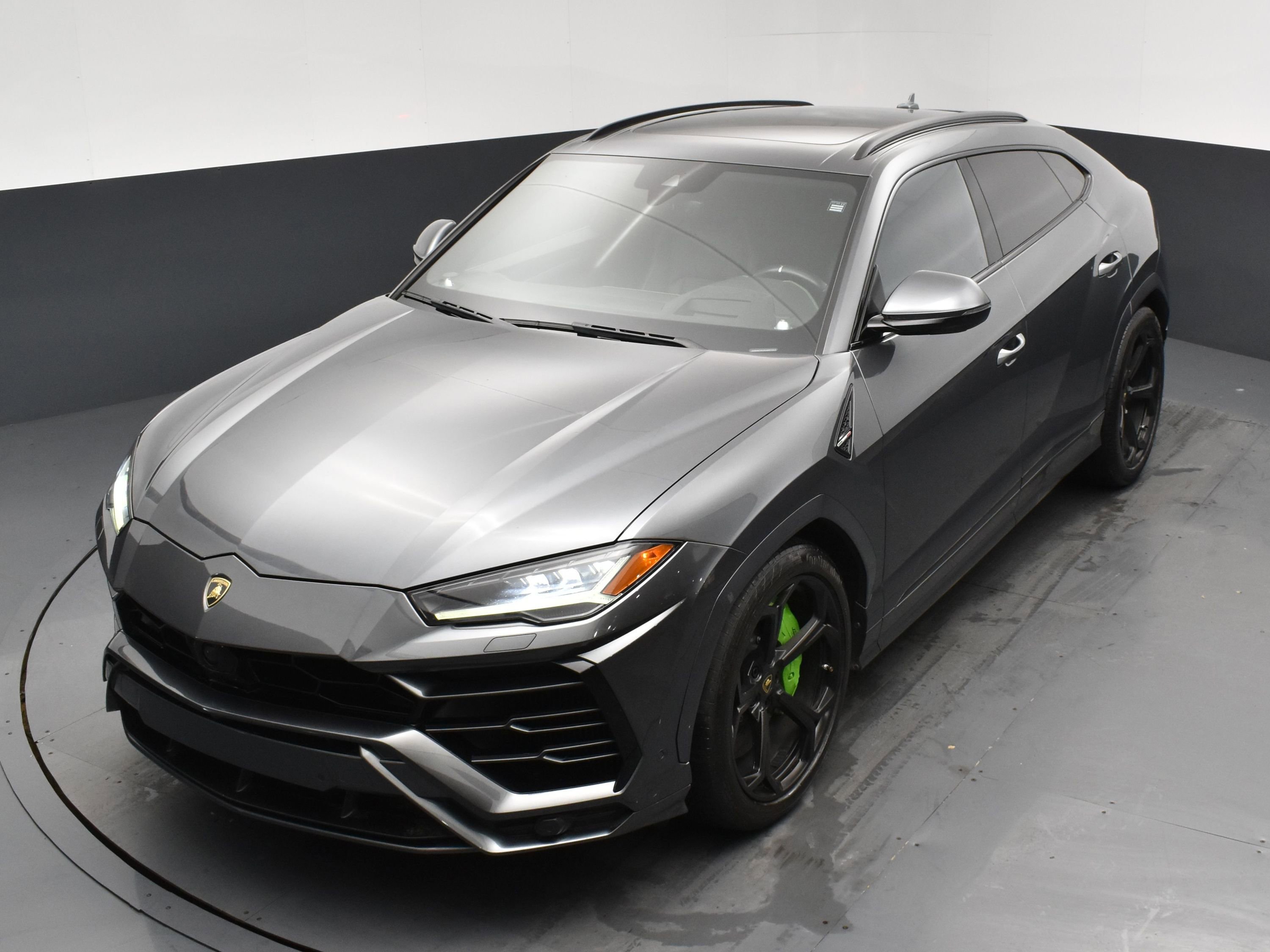 Used 2020 Lamborghini Urus image 24