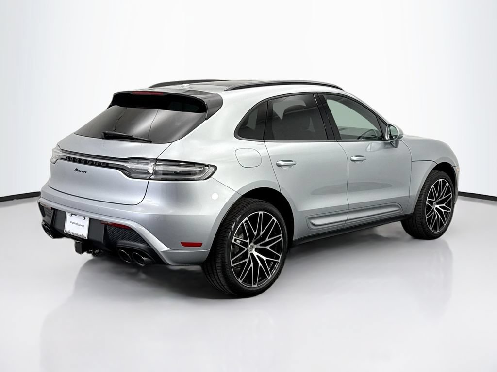 Used 2026 Porsche Macan AWD/4WD image 7