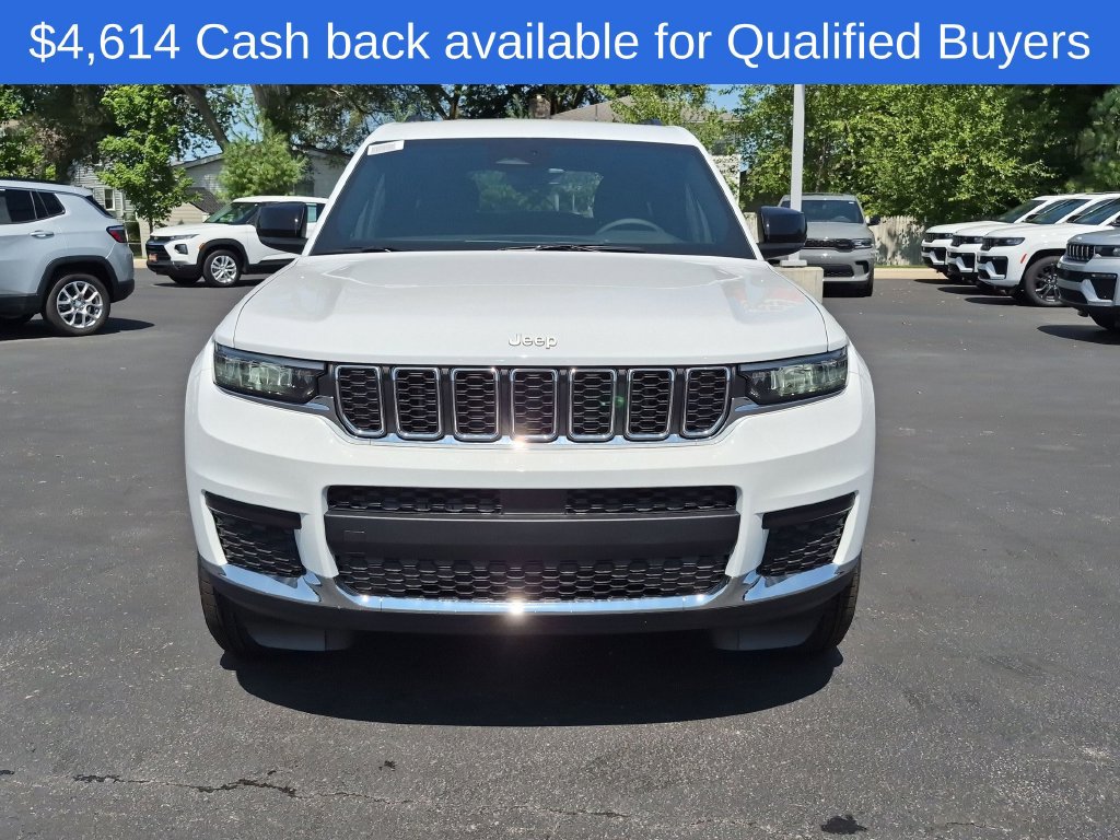 New 2026 Jeep Grand Cherokee L Laredo w/ Trailer Tow Package AWD/4WD image 8