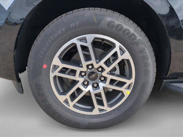 New 2026 Ford Expedition Active image 10