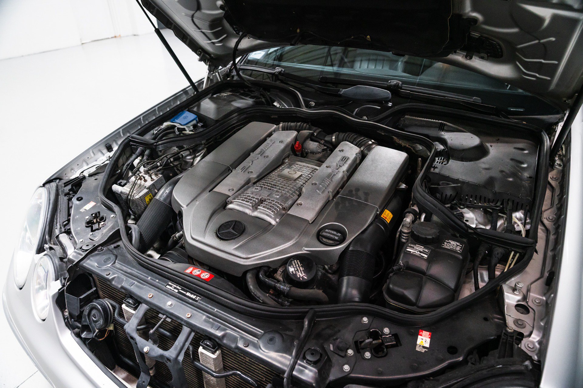 Used 2005 Mercedes-Benz E 55 AMG Sedan image 35