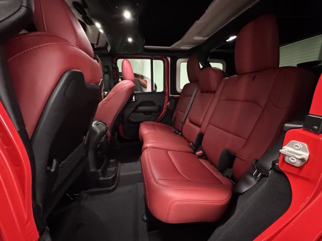 Used 2024 Jeep Wrangler Unlimited Rubicon 392 image 7