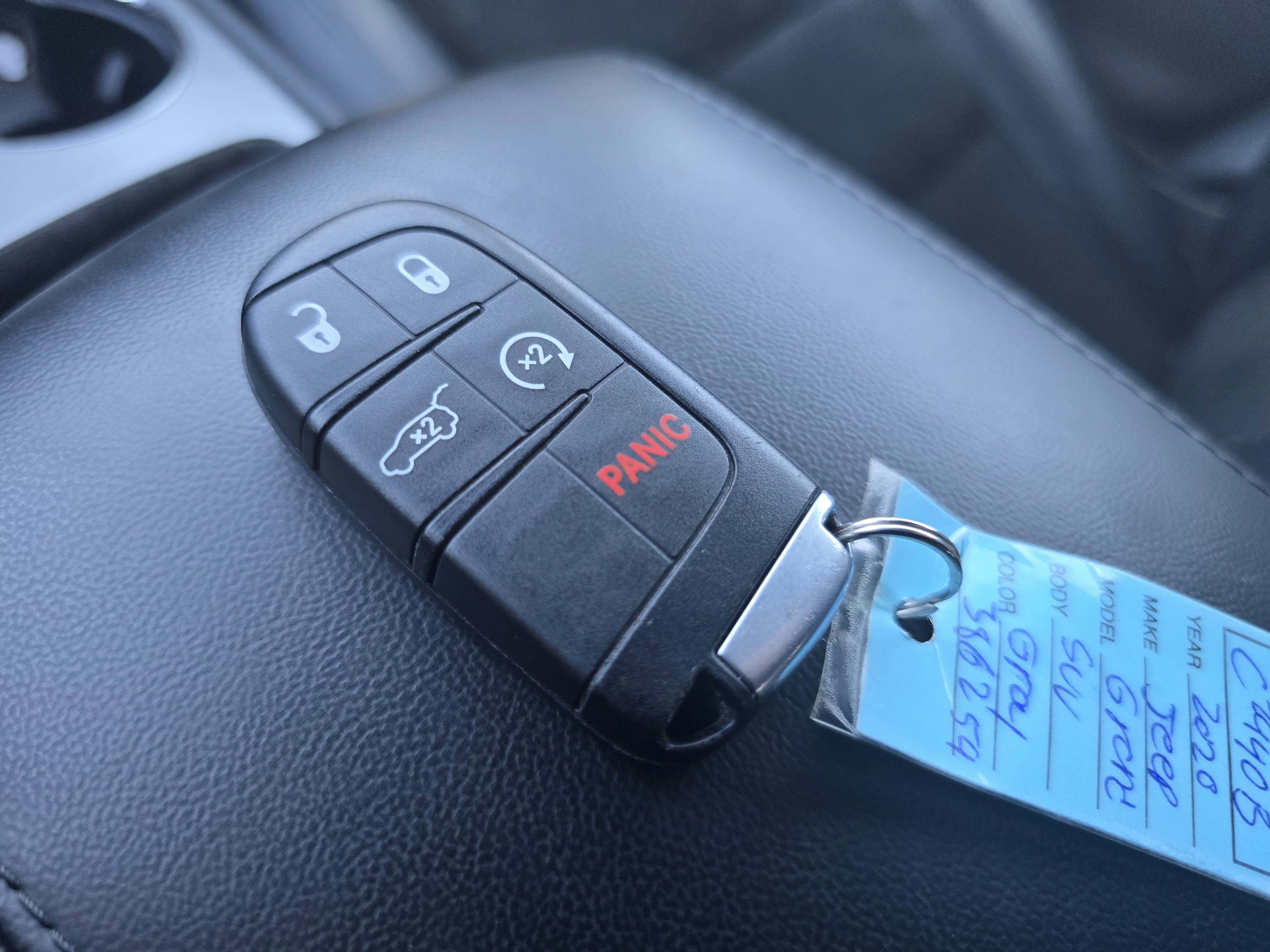 Used 2020 Jeep Grand Cherokee Altitude AWD/4WD image 32