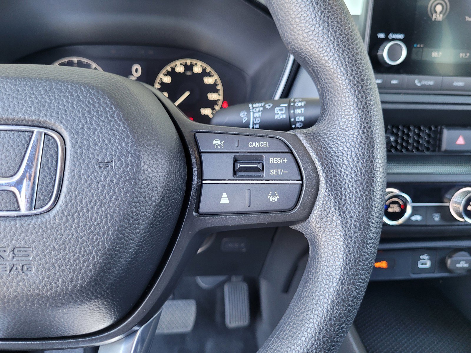 Used 2025 Honda CR-V LX image 23