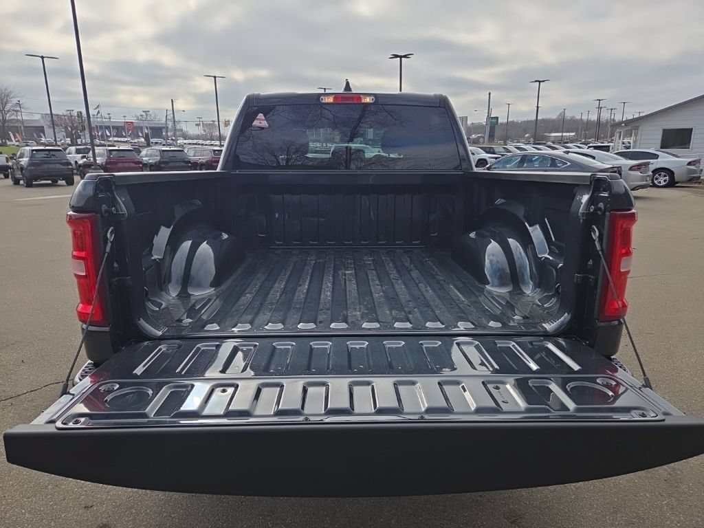 New 2026 RAM 1500 Big Horn AWD/4WD image 7