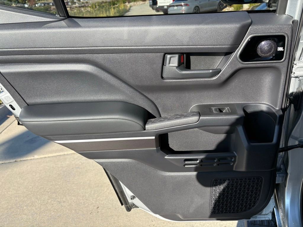 Used 2025 Toyota 4Runner TRD Off-Road Premium image 29