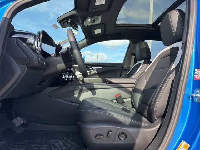 New 2026 Chevrolet Blazer EV LT image 28