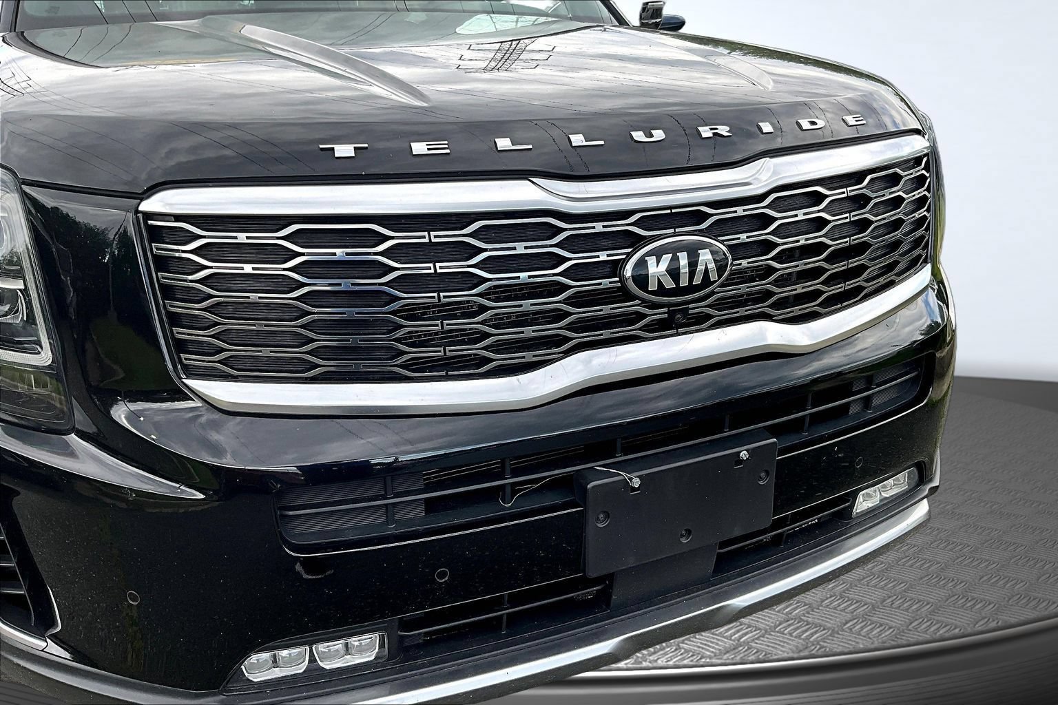 Used 2020 Kia Telluride SX w/ Towing Package FWD image 27