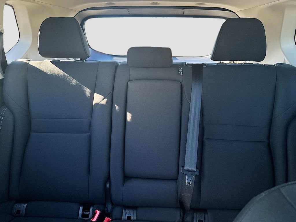 Used 2023 Nissan Rogue S image 21