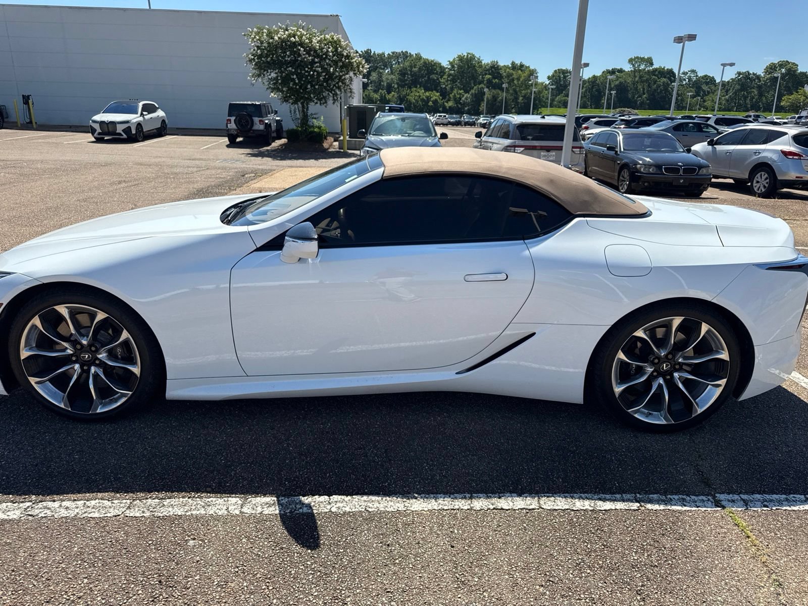 Used 2022 Lexus LC 500 Convertible w/ Touring Package RWD image 8
