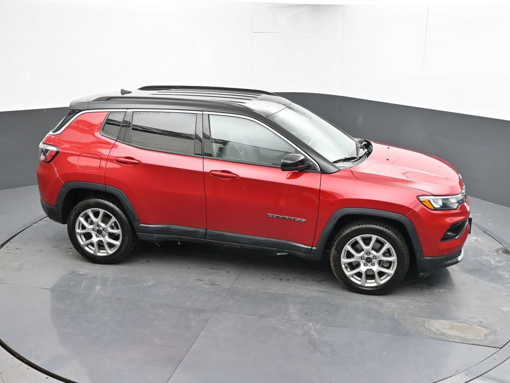 Used 2025 Jeep Compass Limited AWD/4WD image 22