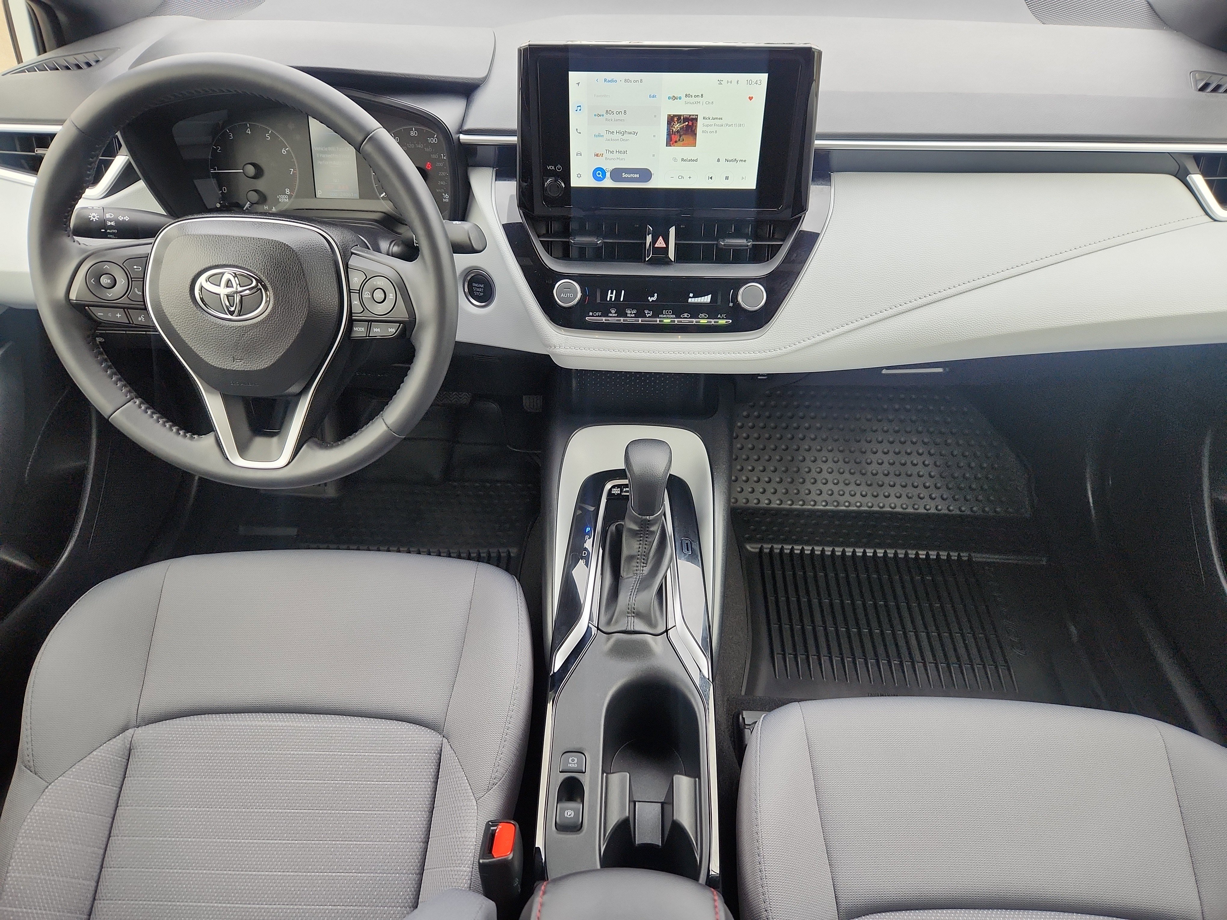 Used 2023 Toyota Corolla SE FWD image 11
