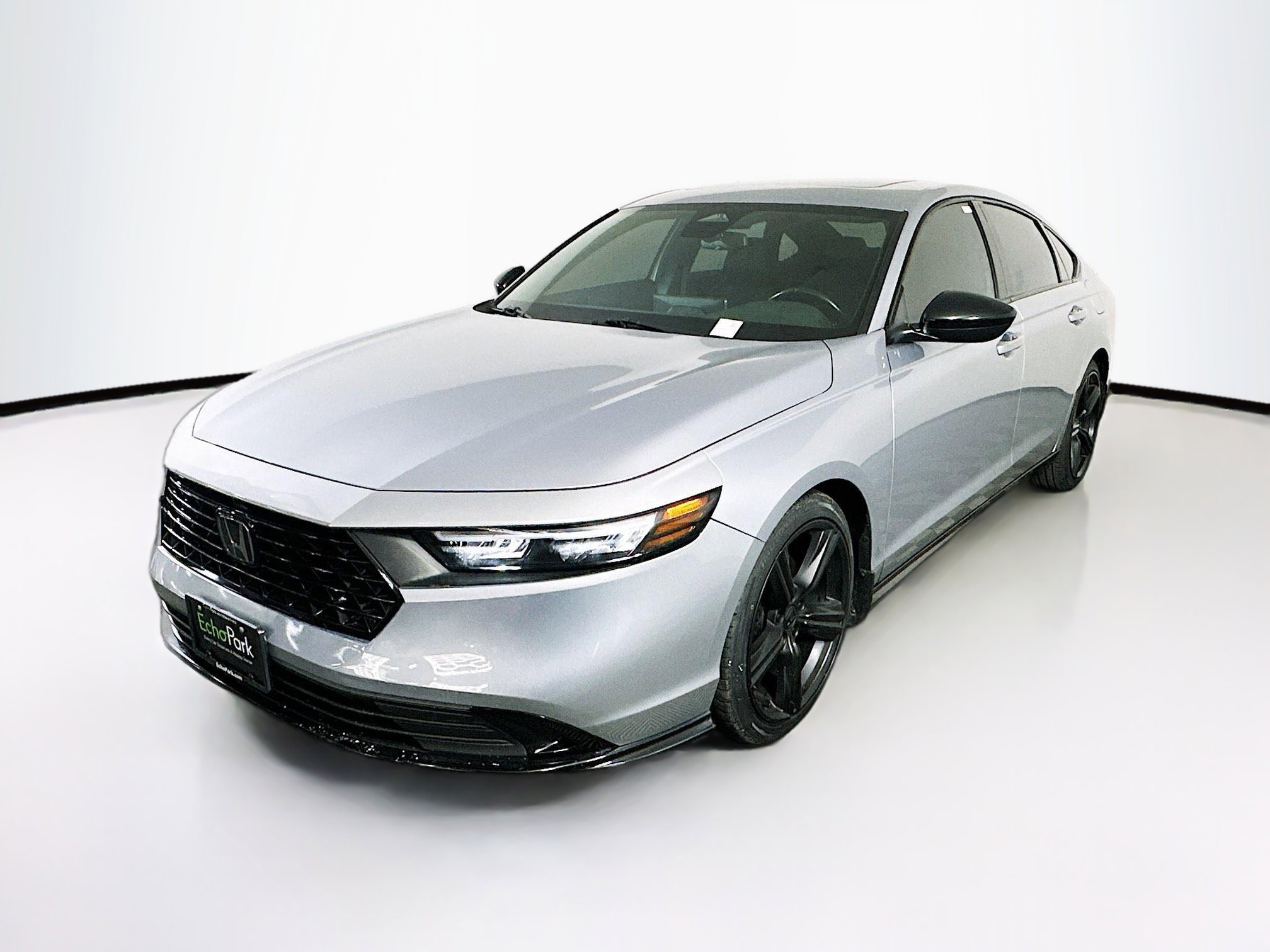 Used 2023 Honda Accord Sport image 3