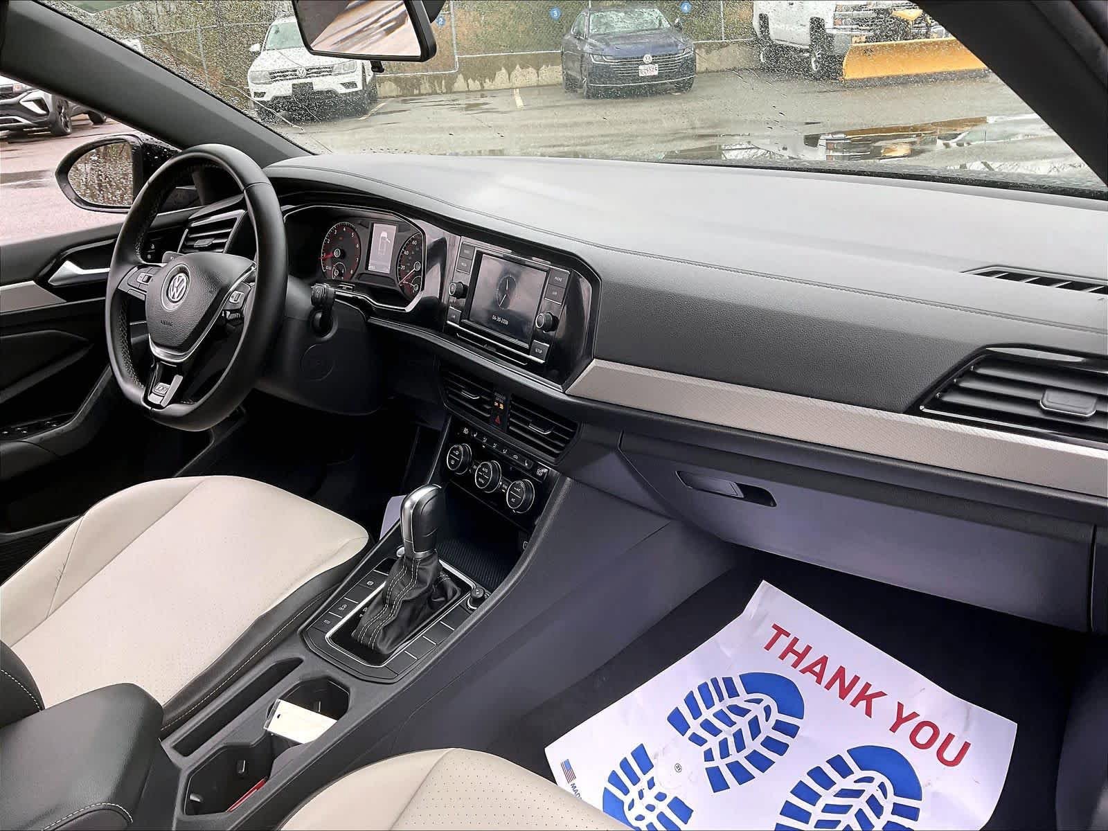 Used 2019 Volkswagen Jetta R-Line FWD image 14