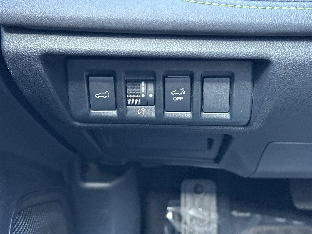 Used 2025 Subaru Outback Onyx Edition AWD/4WD image 36