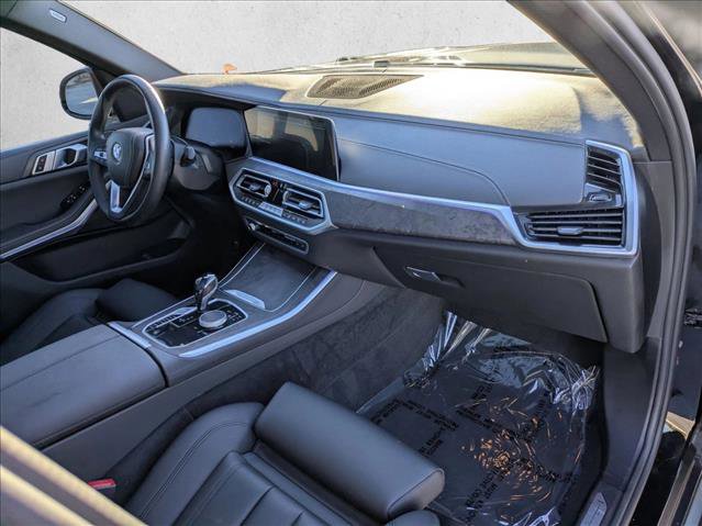 Used 2022 BMW X5 sDrive40i w/ Parking Assistance Package image 22