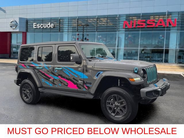 Used 2022 Jeep Wrangler Unlimited Sahara AWD/4WD image 1