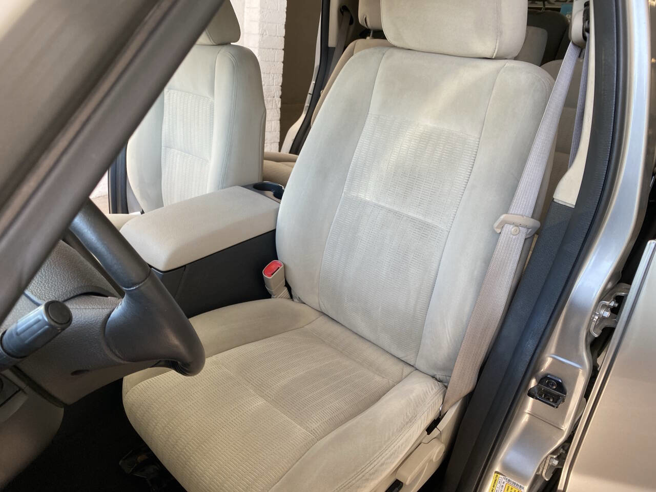 Used 2008 Ford Explorer XLT image 27