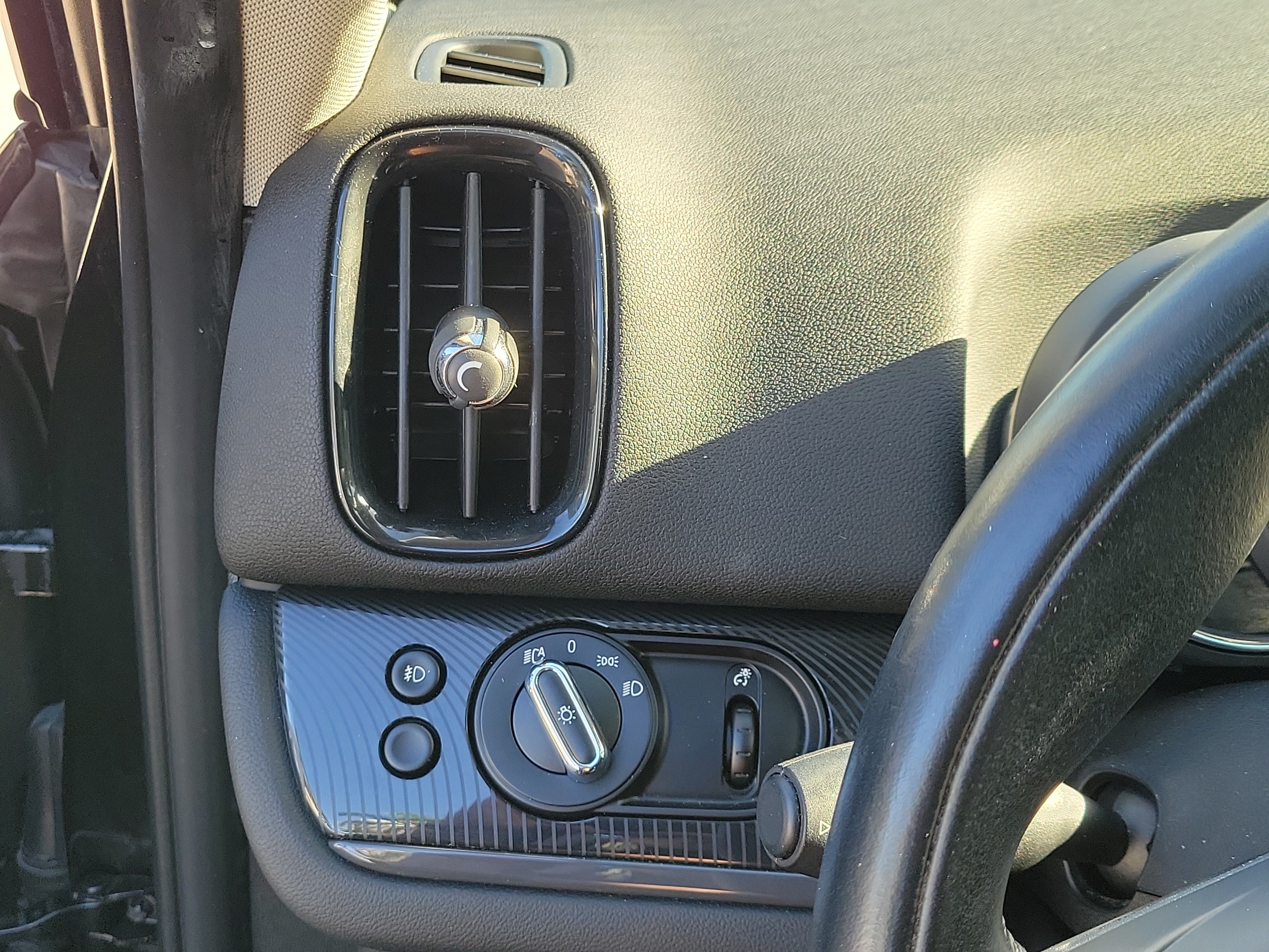 Used 2017 MINI Cooper Countryman S FWD image 18