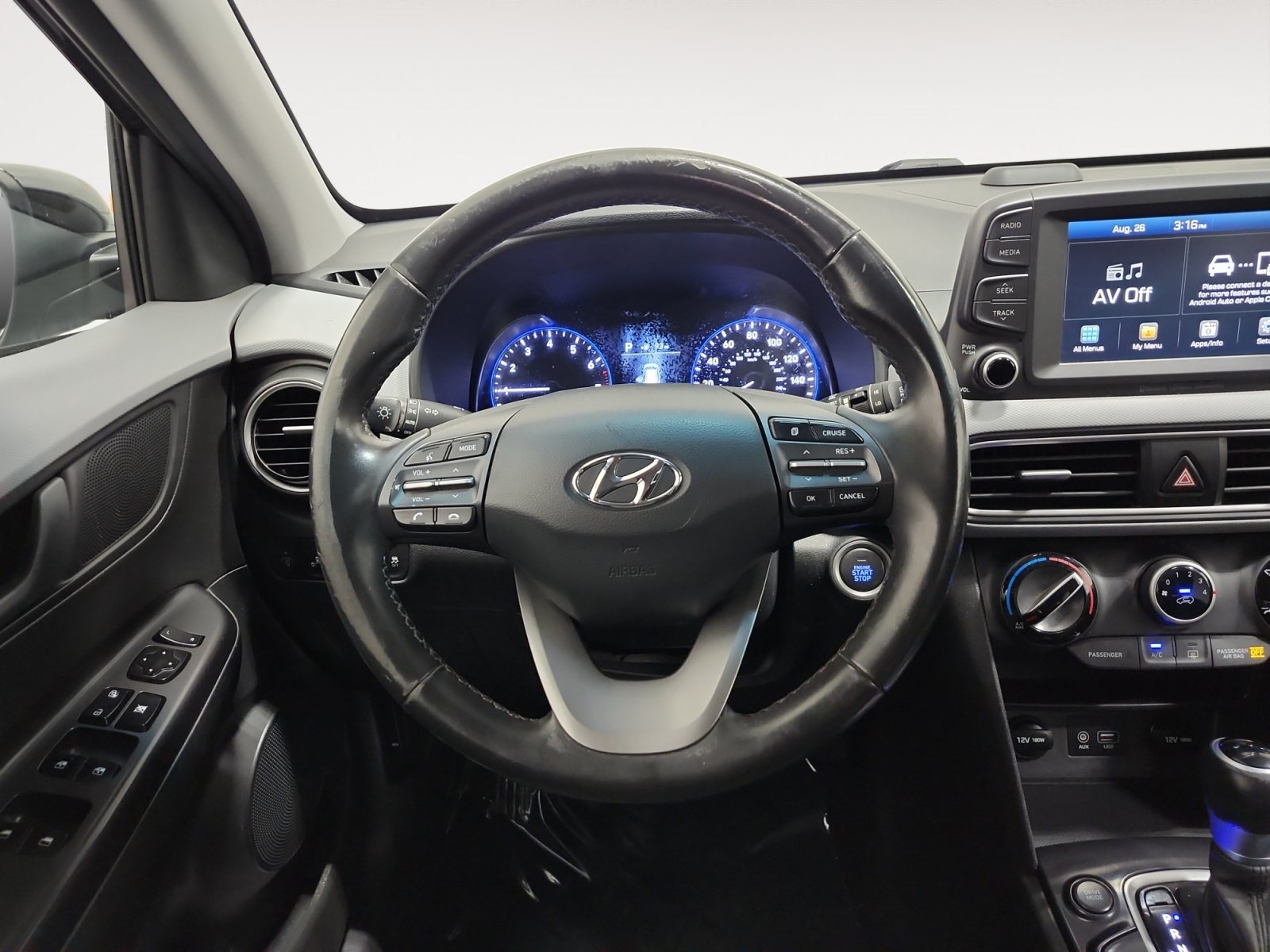 Used 2018 Hyundai Kona SEL AWD/4WD image 12