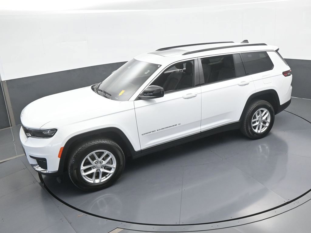 Used 2024 Jeep Grand Cherokee L Laredo image 47