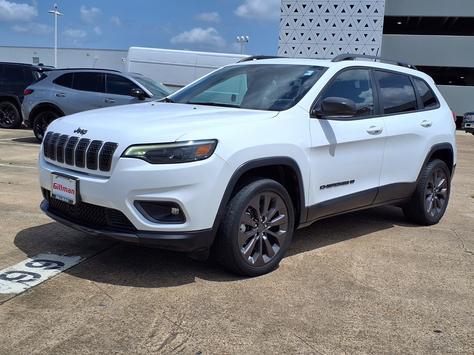 Used 2021 Jeep Cherokee Latitude Lux 80th Anniv w/ Quick Order Package 26U 80TH FWD image 24