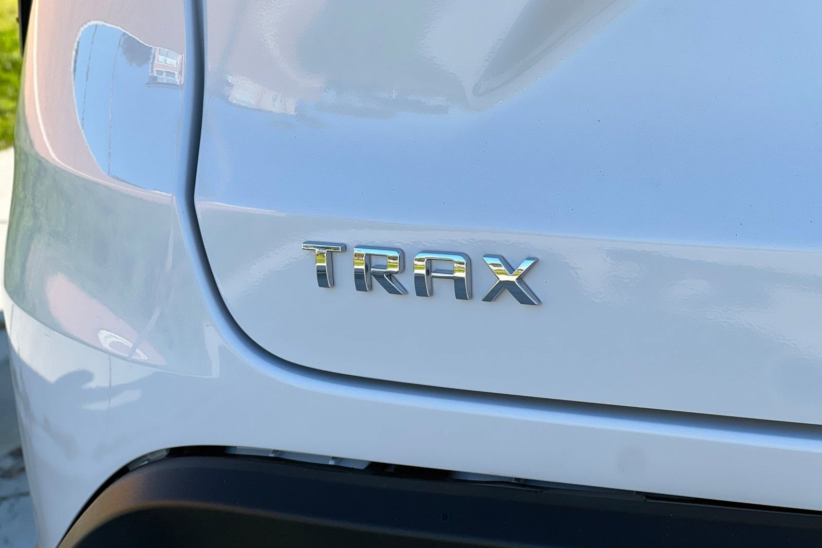 Used 2025 Chevrolet Trax LT w/ LT Convenience Package image 27