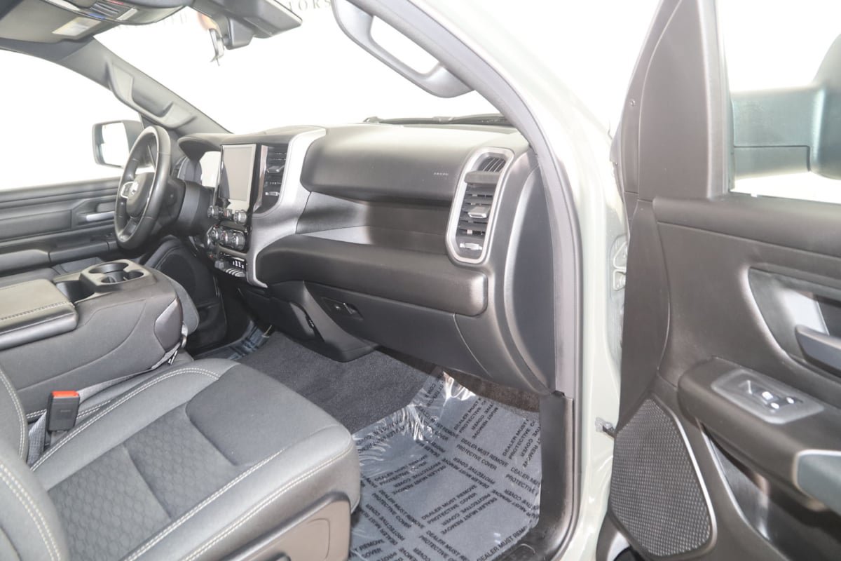Used 2026 RAM 1500 Warlock AWD/4WD image 35