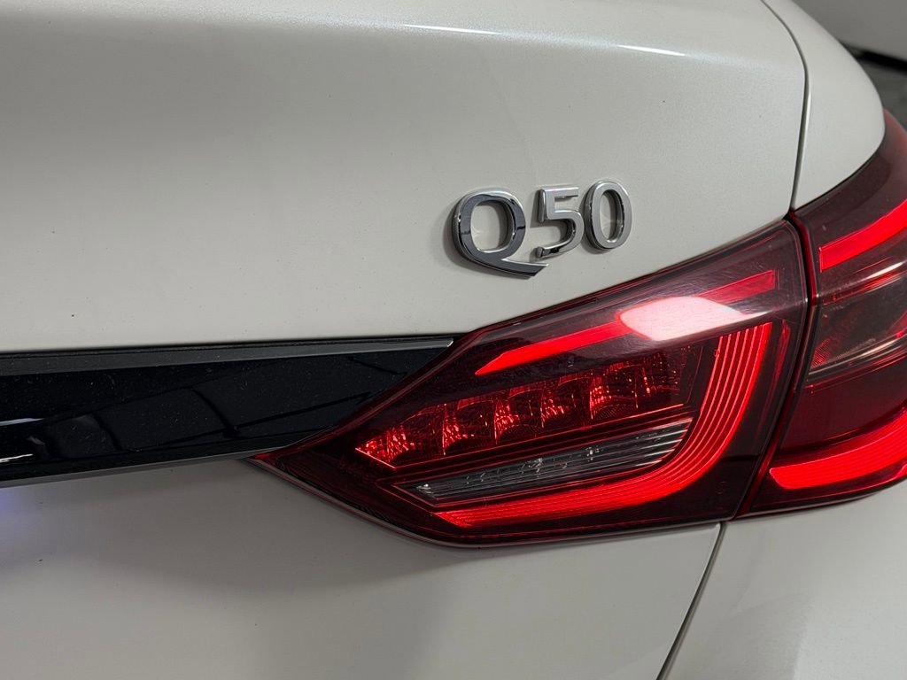 Used 2023 INFINITI Q50 Sensory image 11