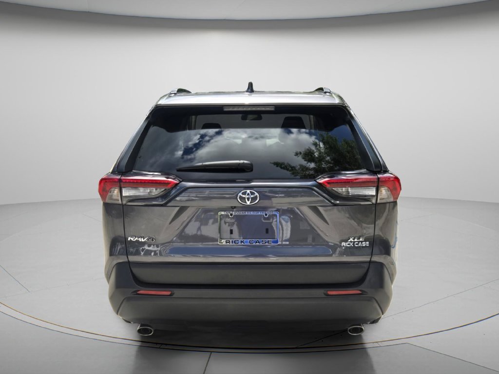 Used 2023 Toyota RAV4 XLE FWD image 6