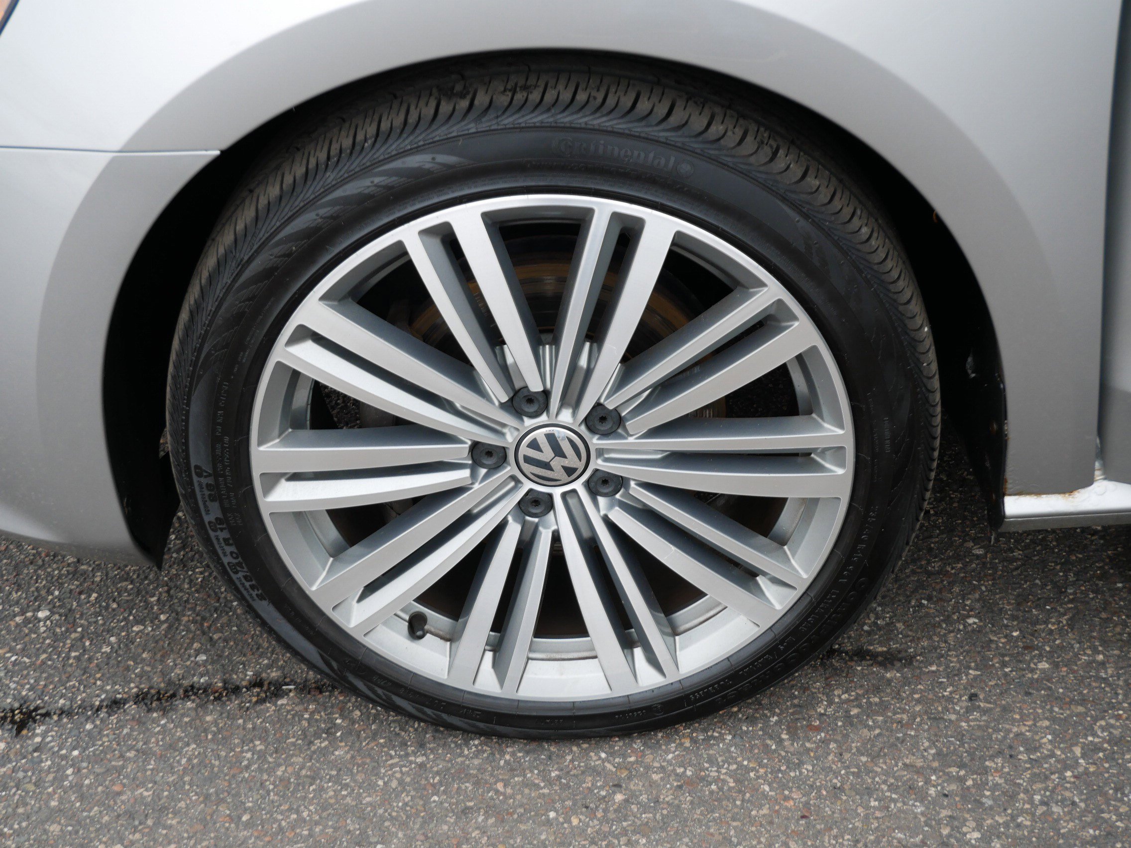 Used 2014 Volkswagen Passat 1.8T Sport image 15