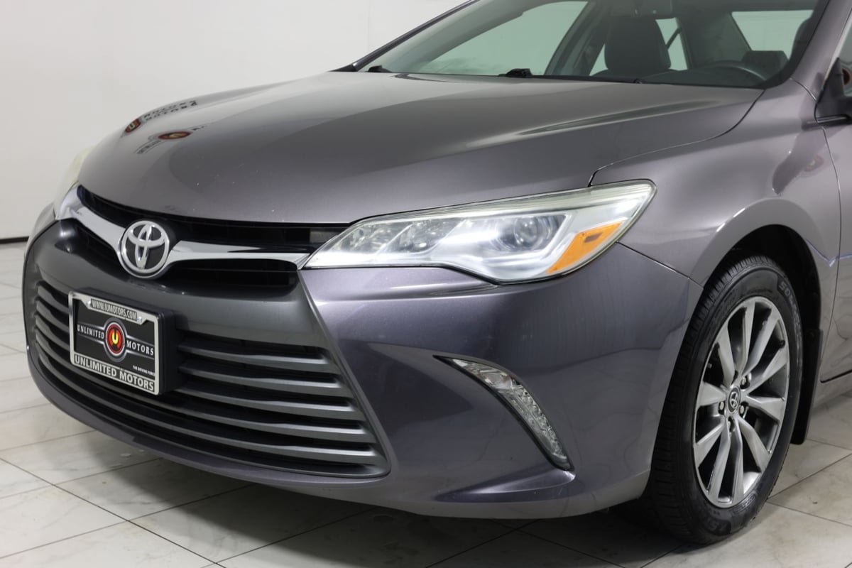 Used 2015 Toyota Camry XLE FWD image 45