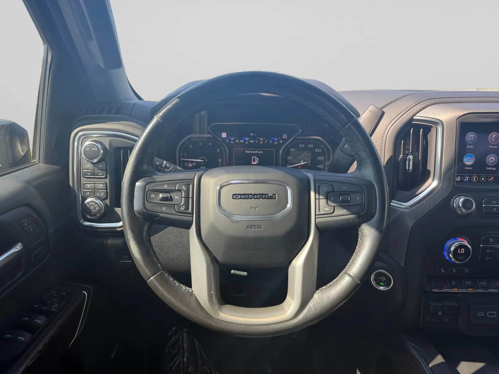 Used 2022 GMC Sierra 2500 Denali w/ Denali Ultimate Package AWD/4WD image 20
