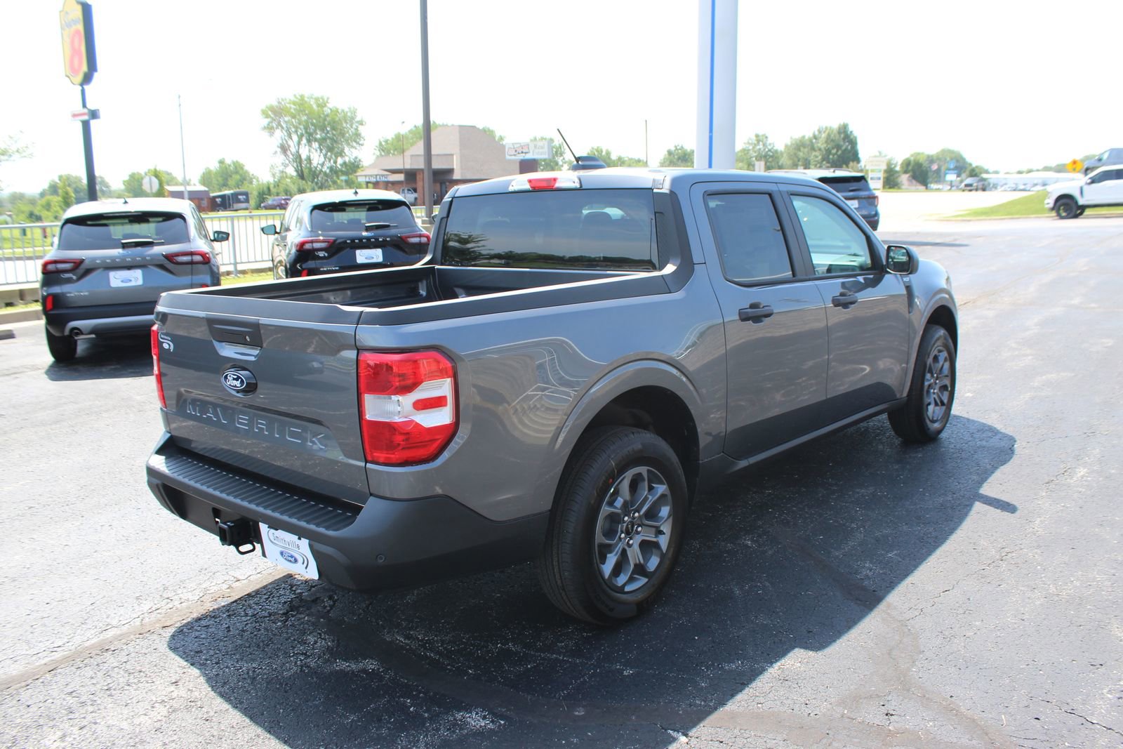 New 2025 Ford Maverick XLT image 6