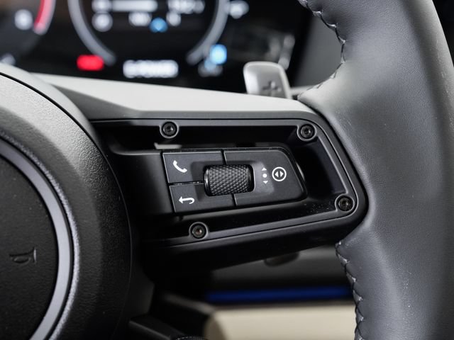 Certified 2025 Porsche Panamera 4 E-Hybrid AWD/4WD image 15
