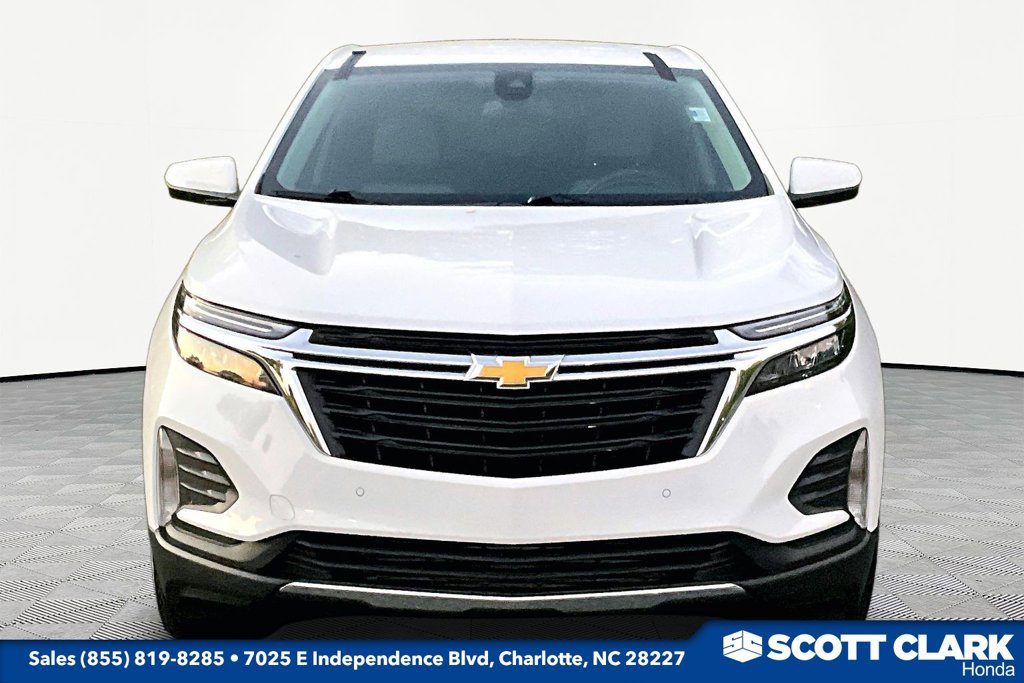 Used 2024 Chevrolet Equinox LT FWD image 2