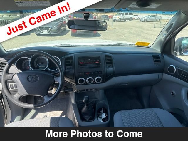 Used 2011 Toyota Tacoma 2WD Regular Cab image 10