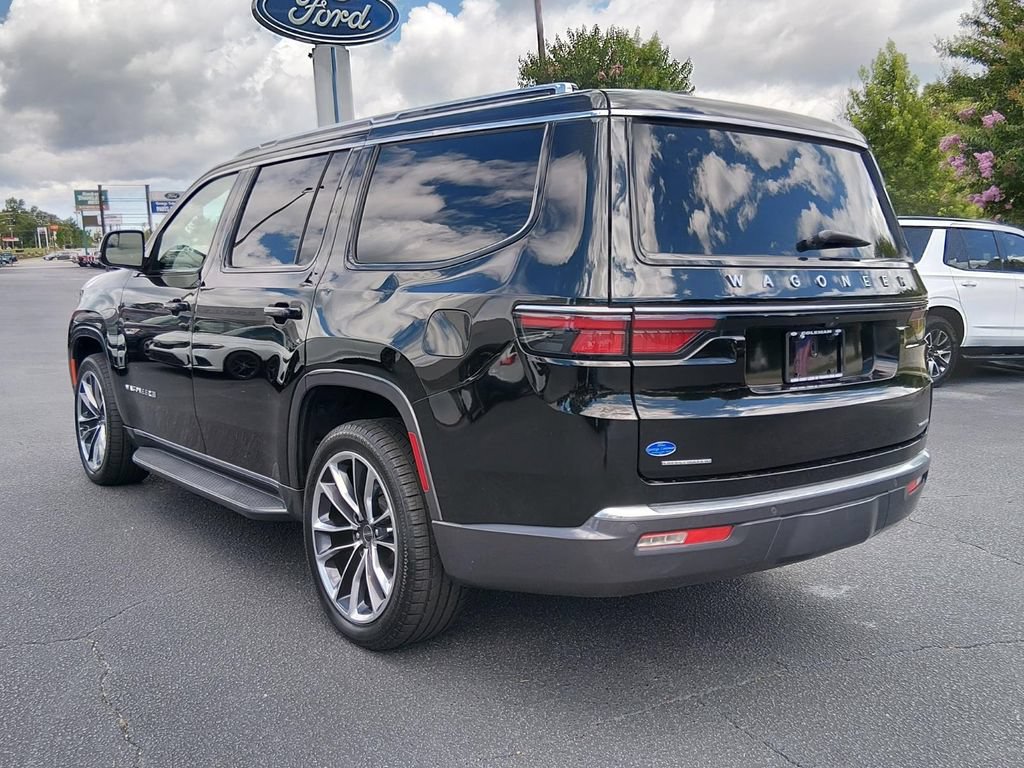 Used 2022 Jeep Wagoneer Series II w/ Premium Group I AWD/4WD image 6