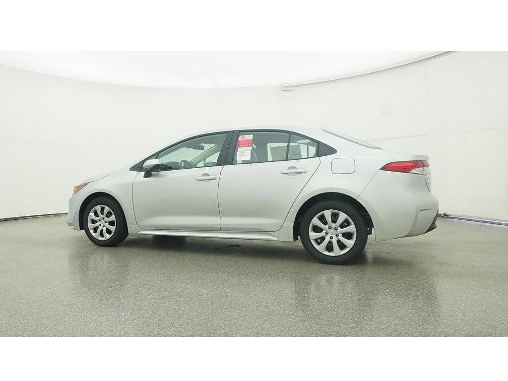 Used 2024 Toyota Corolla LE FWD image 25