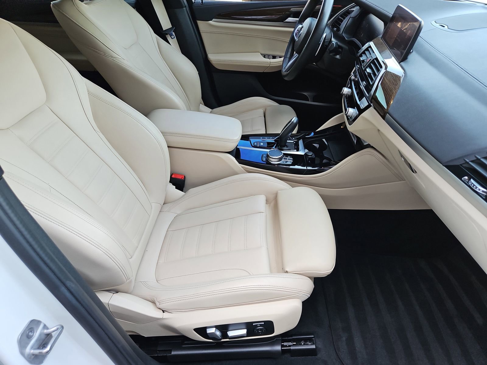 Used 2021 BMW X4 M40i w/ Executive Package image 20