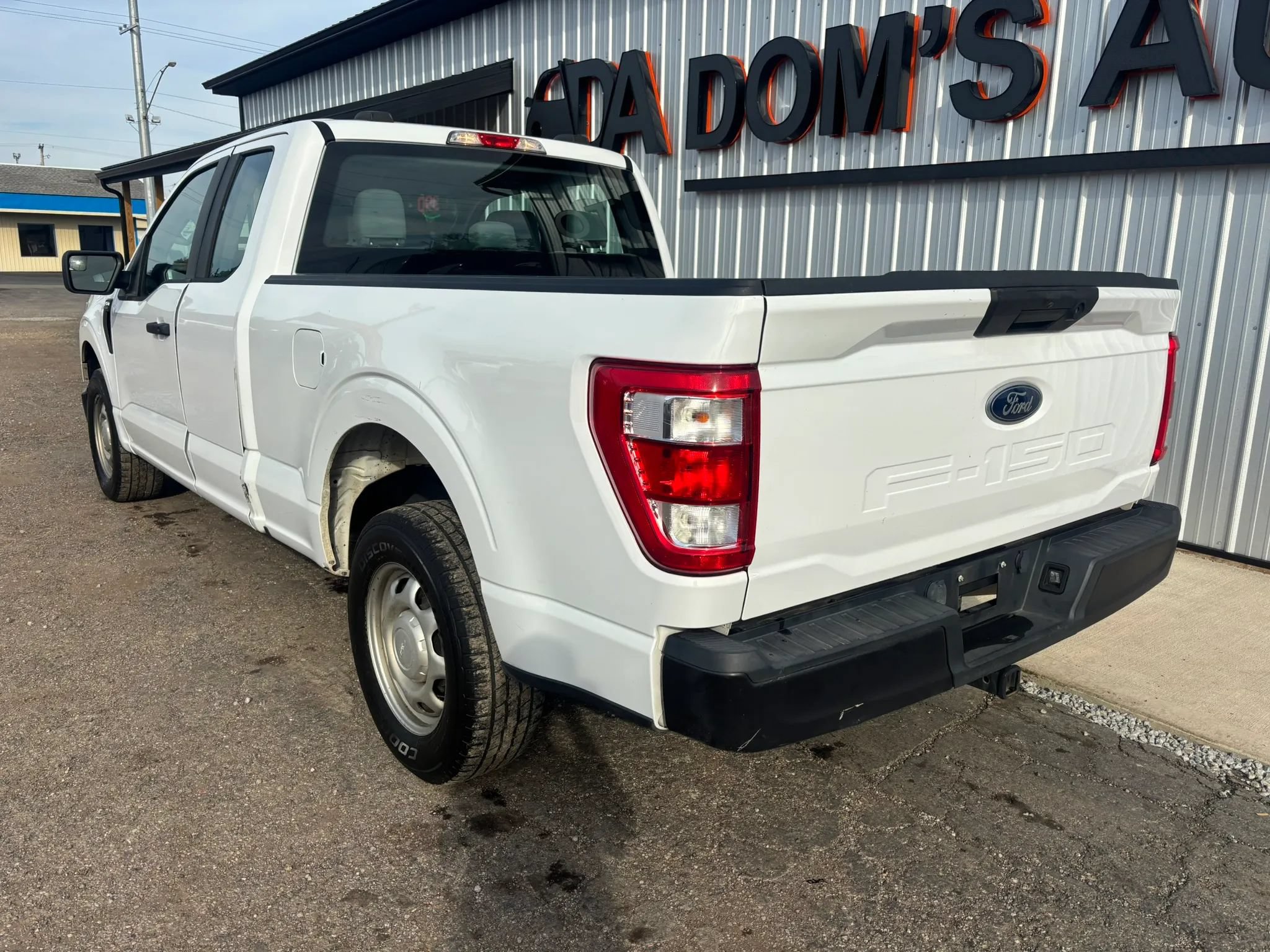 Used 2022 Ford F150 XL RWD image 3