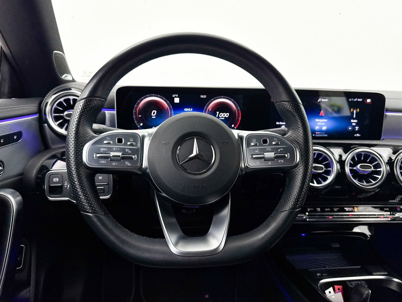 Used 2020 Mercedes-Benz CLA 250 image 32