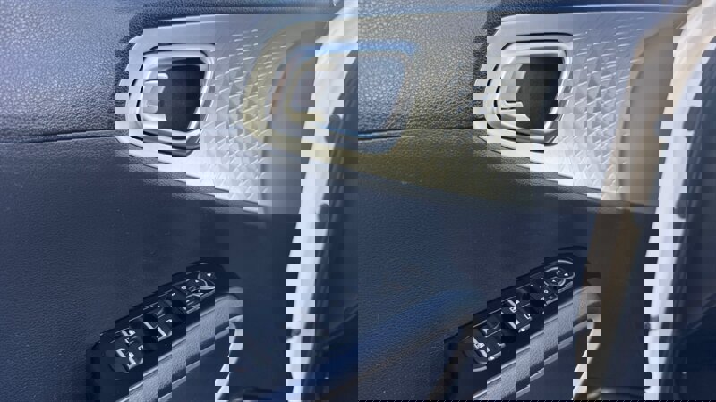 Used 2025 Kia Soul LX w/ LX Technology Package image 5