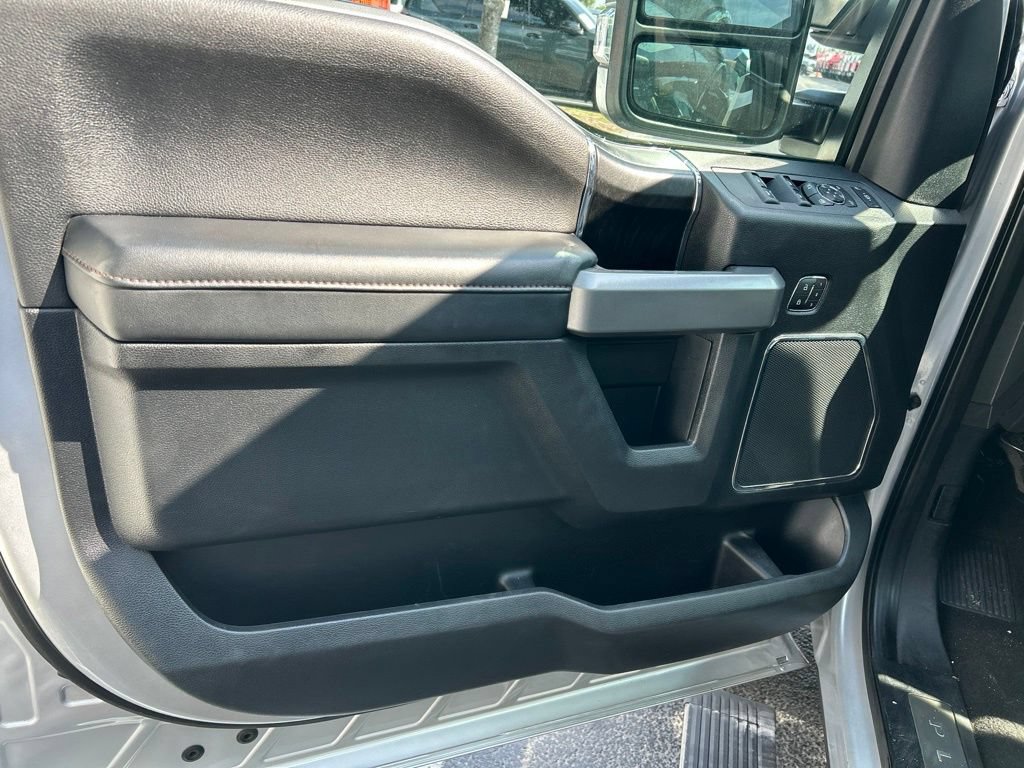 Used 2019 Ford F450 Platinum w/ Platinum Ultimate Package AWD/4WD image 17